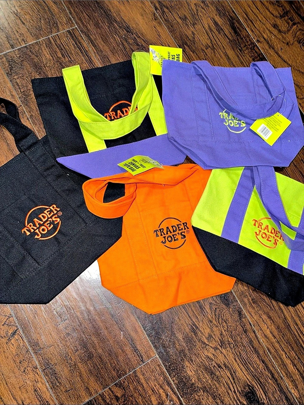 2026 HalloweenTrader Joe's Trick-or-Treat Mini Canvas Tote Bag Set of 5 (1 of ea